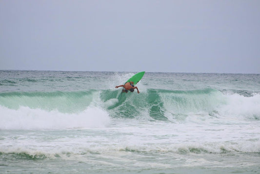 DESTIN FLORIDA BEACHES SURFING
